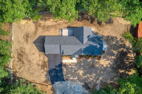 6 Red Hill Rd, North Reading MA  01864-1718 exterior