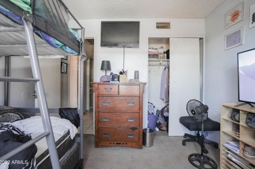 5006 41st Ave, Phoenix AZ 85009-1254 exterior