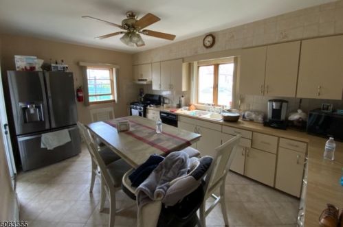 14 Oak St, Belleville NJ 07109-2659 exterior