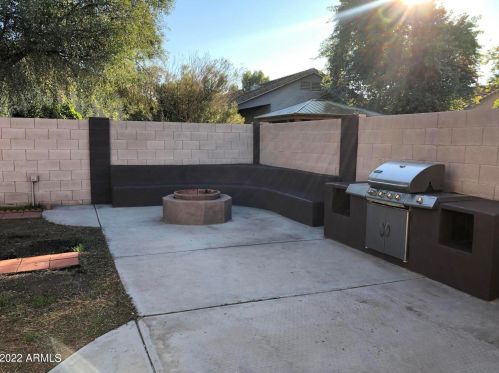 15109 29 St, Phoenix AZ 85042-8214 exterior