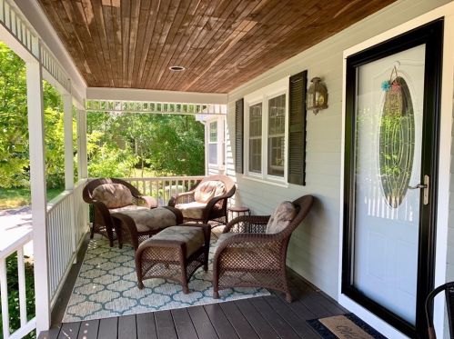 15 Lafayette Rd, Plymouth, MA 02360-3132