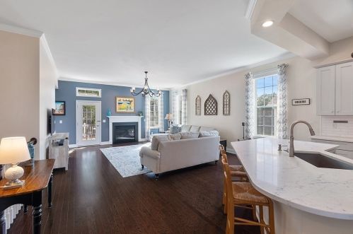 71 Pinetree Dr, Methuen MA 01844-1268 exterior