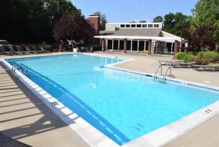 7716 Sundance Dr, Louisville KY  40222-4766 exterior