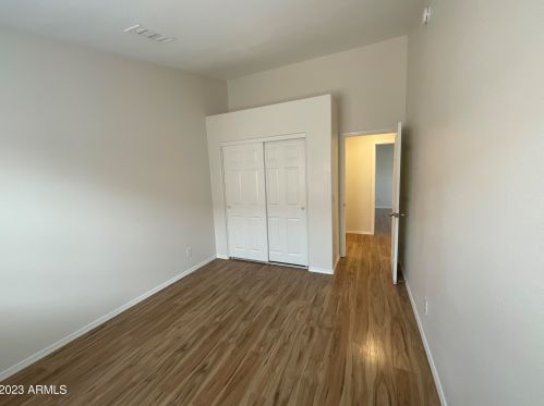 8401 Avalon Dr, Phoenix AZ  85037-3340 exterior