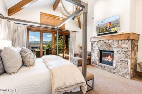 2727 Westview Trl, Park City UT 84098-6342 exterior