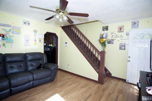 14 Washington Ave, Carteret NJ  07008-2616 exterior