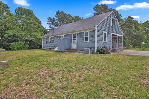 45 Mdw Vw Rd, Chatham MA 02633-2618 exterior