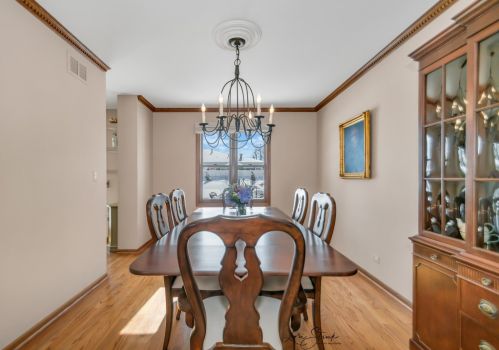 14 Meagan Ln, Lemont IL 60439-4496 exterior