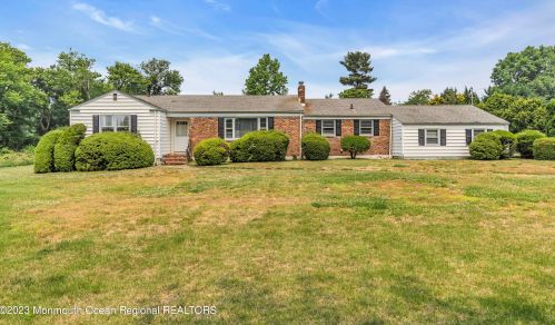 267 Rumson Rd, Little Silver NJ 07739-1657 exterior