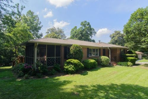 1789 Vestaview Ln, Birmingham, AL 35216-1750