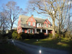 133 Waban Ave, Newton, MA 02468-2101