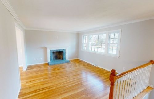 247 Vernon St, East Bridgewater MA 02324-2251 exterior