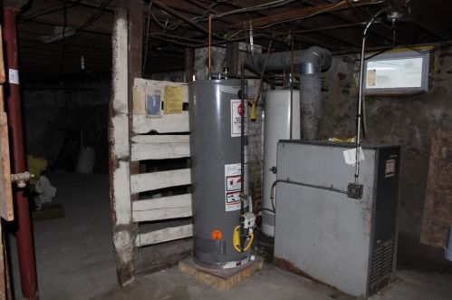 402 Grafton St, Worcester MA 01604-3818 exterior