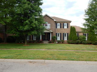 3502 Brookhollow Dr, Louisville, KY 40220-5010