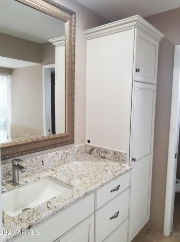 12639 40 Pl, Phoenix AZ 85050-8745 exterior