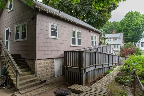 46 Blossom St, Arlington MA 02474-2639 exterior