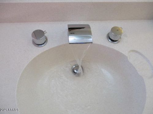 2215 Claremont St, Phoenix AZ 85015-2029 exterior