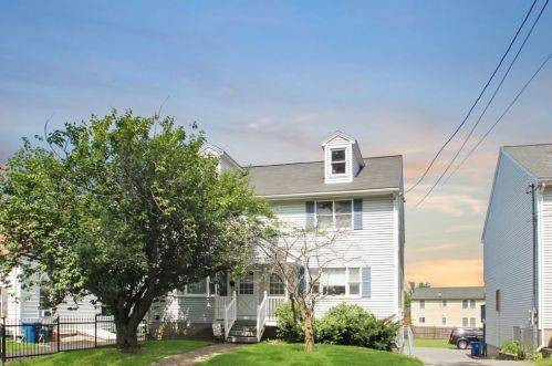 193 Ferry St, Lawrence MA 01841-1328 exterior