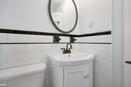 8 Merrymount Rd, Hingham MA 02043-4711 exterior