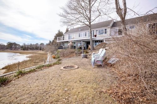 19 Over Jordan Rd, Wareham MA 02571-2414 exterior