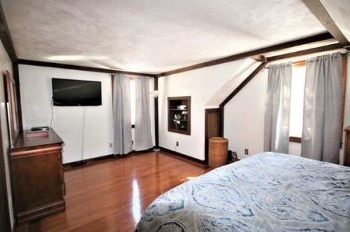 280 Pleasant St, Worcester MA 01609-3201 exterior