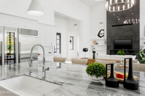 222 Belmont Ave, Phoenix AZ  85021-7229 exterior