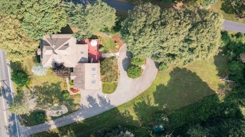 121 Warren Ave, Plymouth MA 02360-2427 exterior