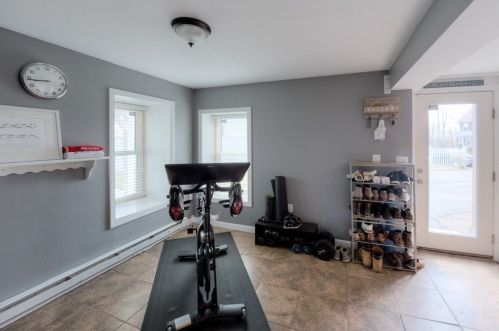 22 Fox Mdw Dr, Worcester MA 01602-2232 exterior