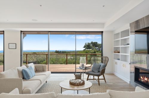 34 Holway St, Chatham MA  02633-2415 exterior