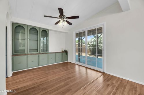 18048 2nd Pl, Phoenix AZ  85022-1511 exterior