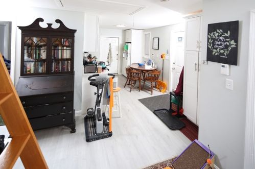 61 Wall St, East Bridgewater MA 02324-1520 exterior