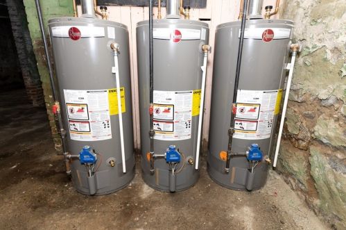 555 Broadway, Fall River MA 02724-2940 exterior