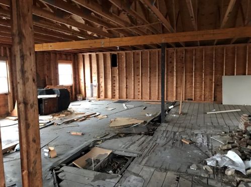 289 Bank St, Fall River MA 02720-3142 exterior