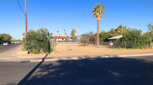 5321 17 Ave, Phoenix AZ 85085-6300 exterior