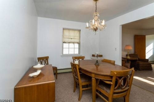 58 Mary St, Belleville NJ  07109-2364 exterior