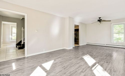 22 Harrison St, Wantage NJ  07461-2121 exterior