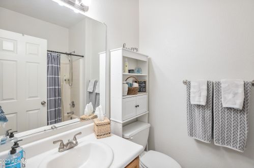 26219 41 Way, Phoenix AZ 85042-6304 exterior