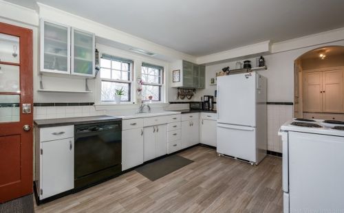 48 Housatonic St, Worcester MA 01606-1617 exterior