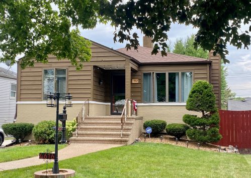 4616 Wisconsin Ave, Forest View, IL 60402-4265