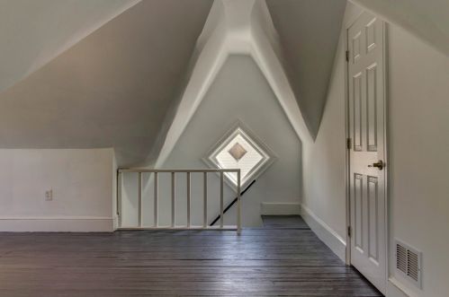 245 Barber Ave, West Deptford NJ  08096-2612 exterior