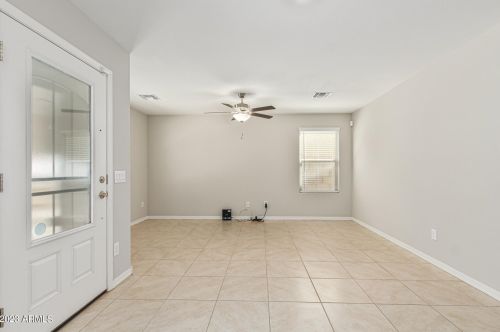 3924 79th Ln, Phoenix AZ  85043 exterior