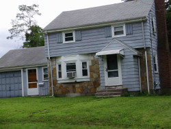 4 Belmore Park, Newton, MA 02462-1515