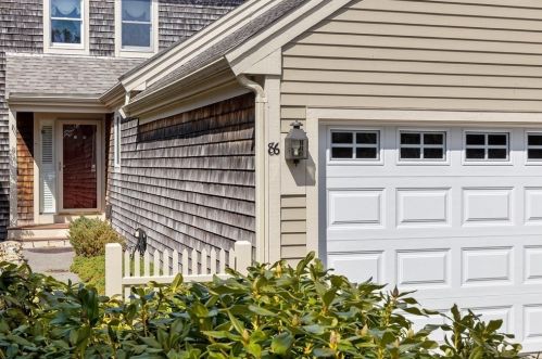 86 Holbeck Cor, Plymouth, MA 02360-8241