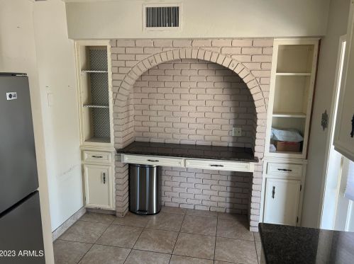 2544 Elm St, Phoenix AZ  85016-4811 exterior