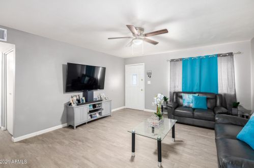 3631 El Caminito Dr, Phoenix AZ  85051-9111 exterior