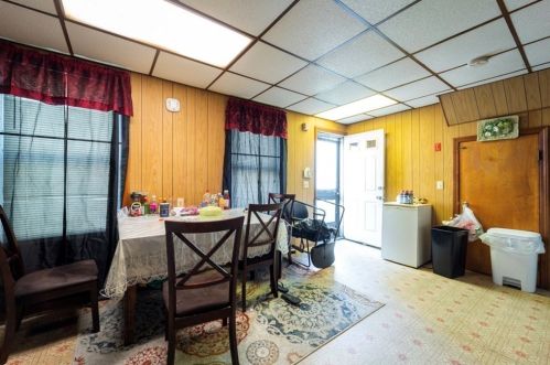 59 Catharine St, Worcester MA 01605-2809 exterior