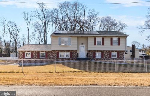 410 Lewistown Rd, Columbus NJ 08022-2222 exterior