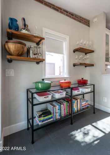 1815 11 Ave, Phoenix AZ 85021-4415 exterior