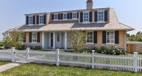 34 Holway St, Chatham MA  02633-2415 exterior