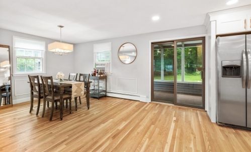 18 Pennacook St, Norfolk MA  02056-1117 exterior